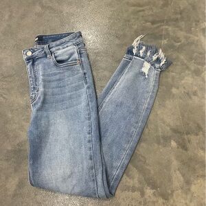 Black Label size 9 women’s ankle jeans